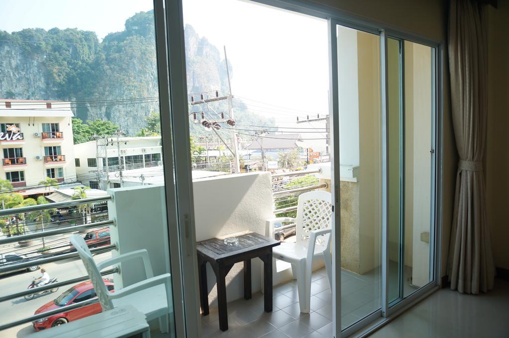 โรงแรมพระนาง ฟลอร่า เฮาส์ Ao Nang ภายนอก รูปภาพ